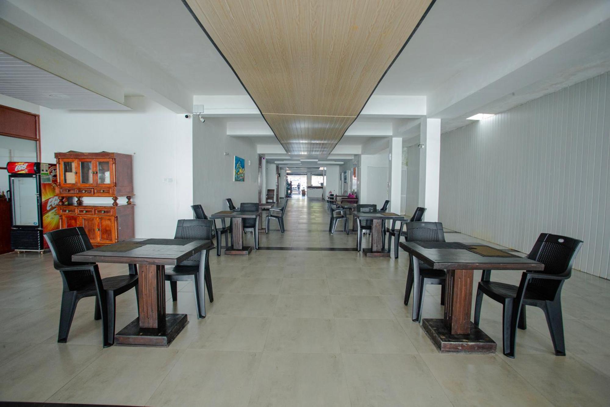 Hotel Lucky Seven Hikkaduwa Exterior foto
