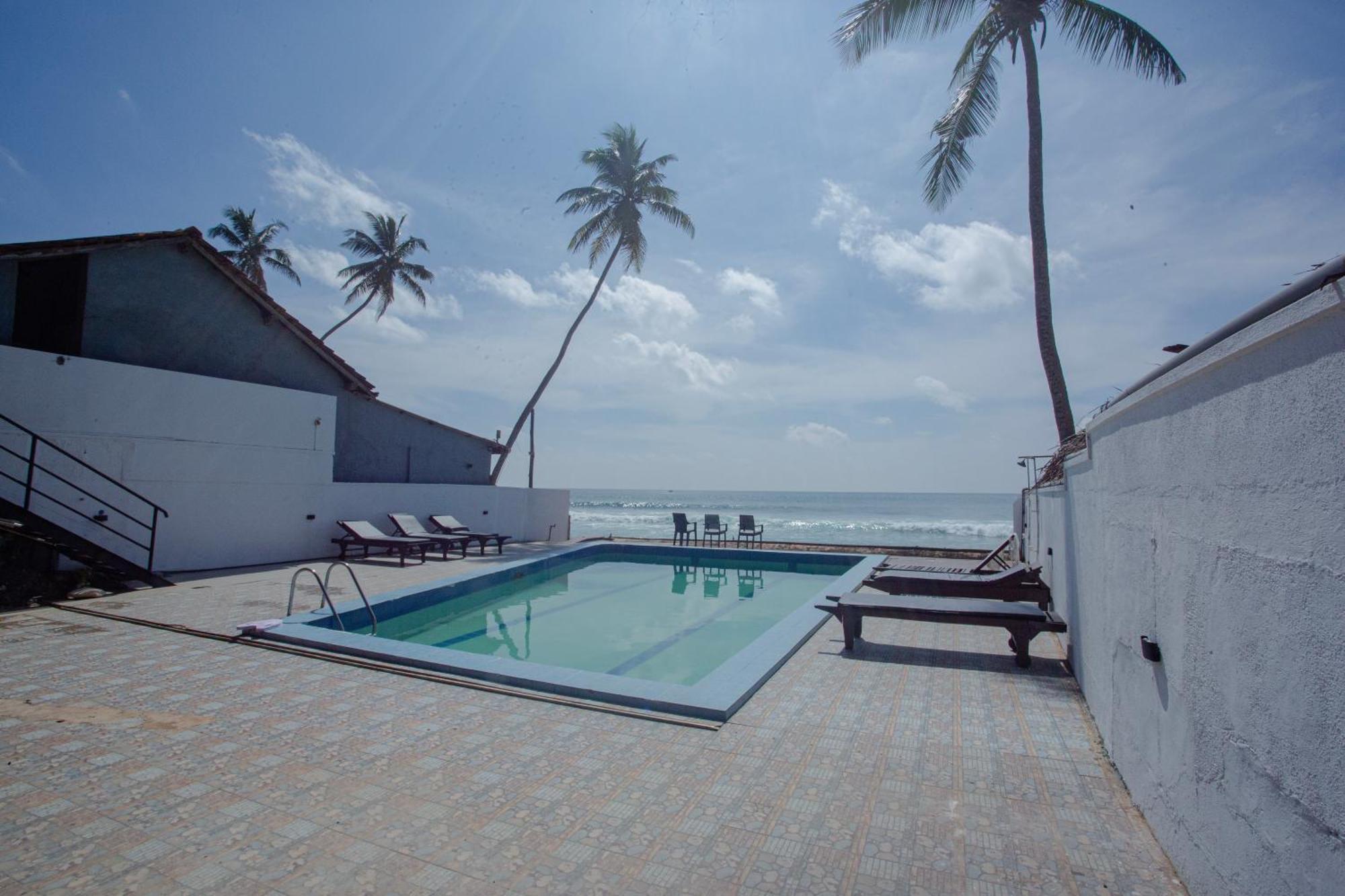 Hotel Lucky Seven Hikkaduwa Exterior foto