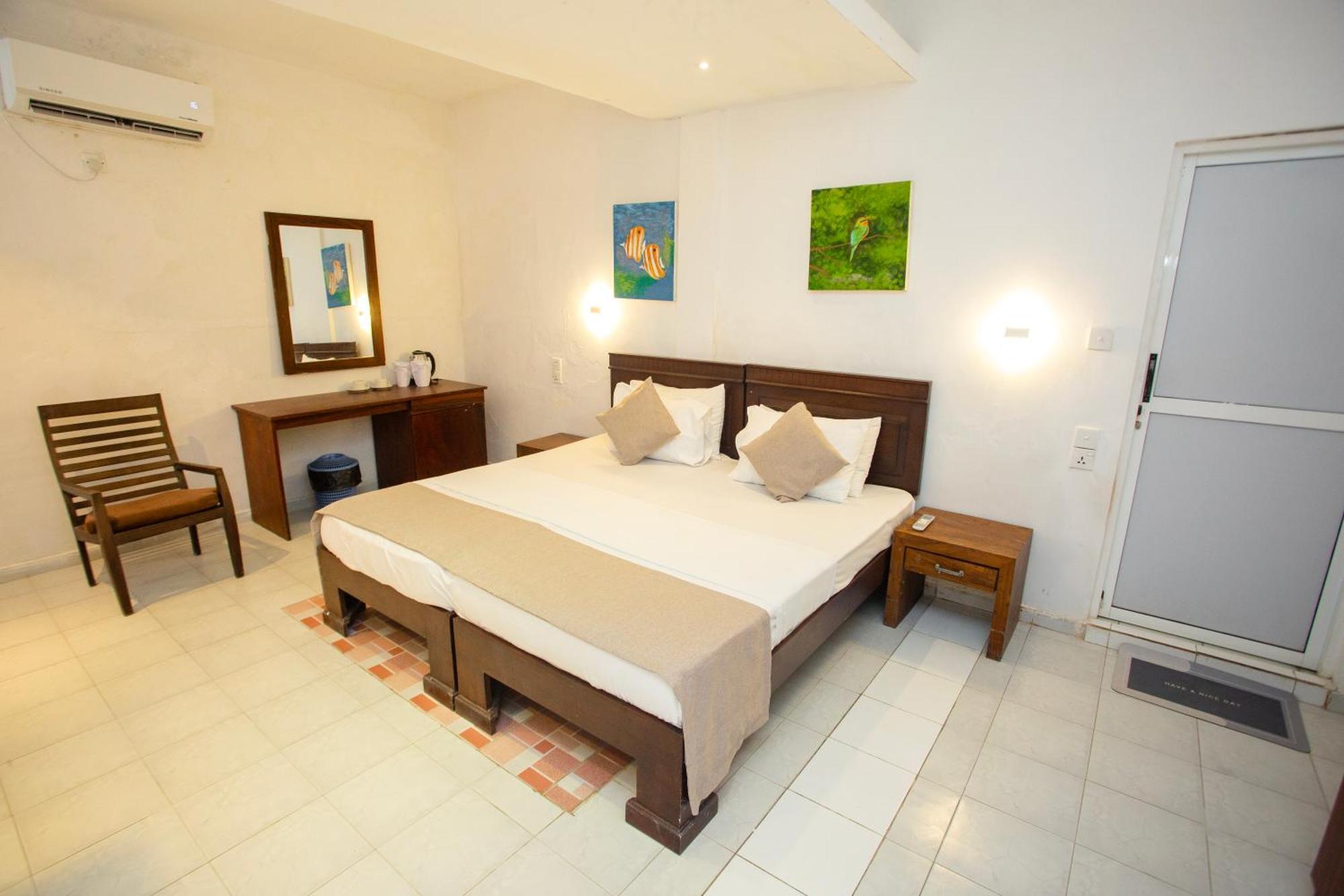 Hotel Lucky Seven Hikkaduwa Exterior foto